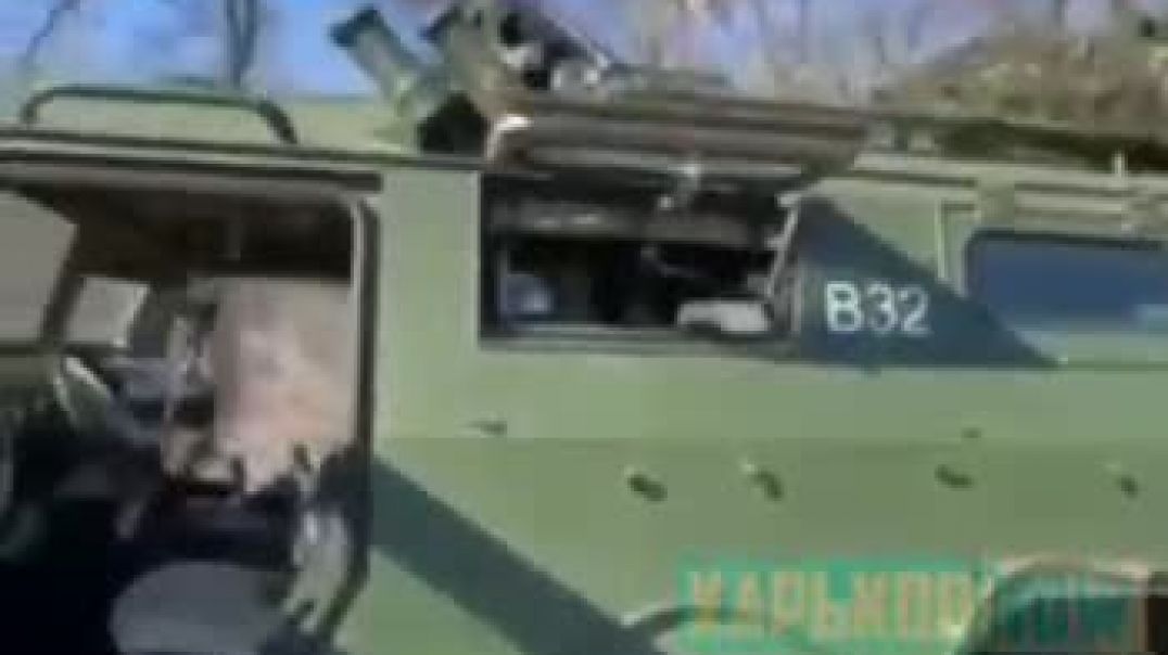 Подбитый бронеавтомобиль в Харьковской области