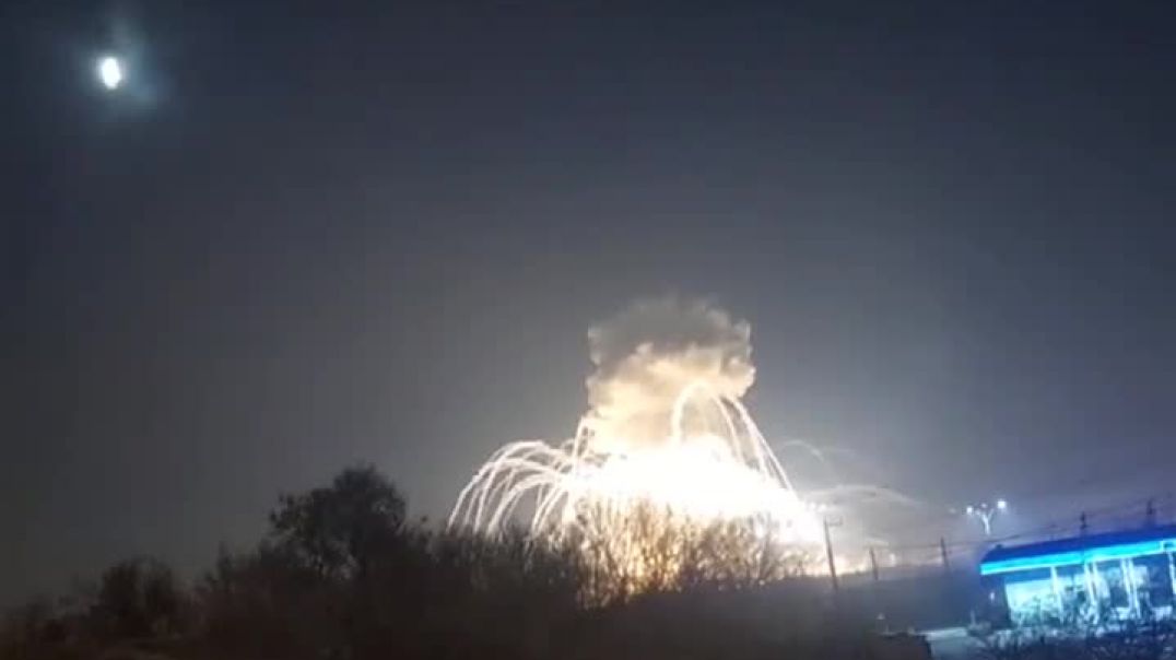Взрывы на базе Украины