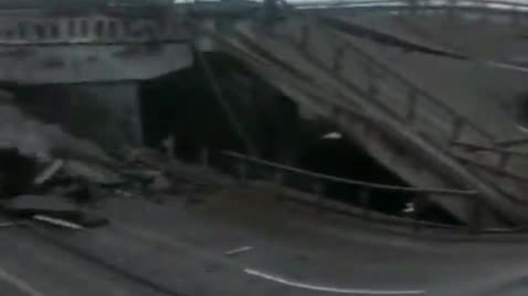 Взорванный мост возле Стоянки на трассе Киев-Житомир