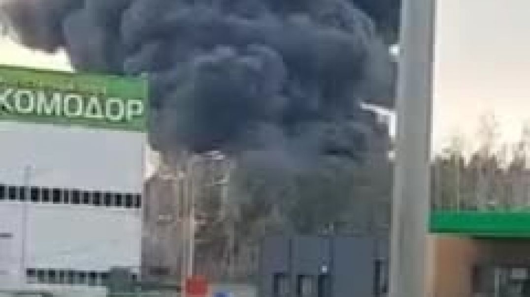 В Киеве загорелся маслозавод