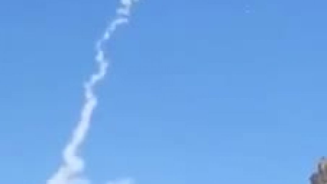 Зенитно-ракетный комплекс сбивает украинский беспилотник Байрактар в Киевской области
