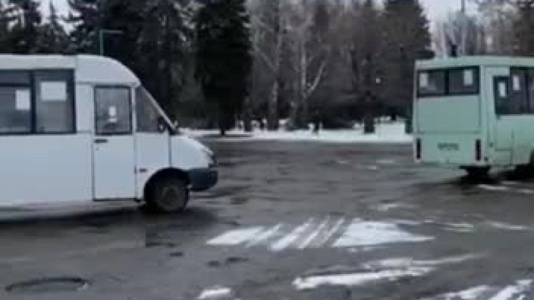 Эвакуация жителей из Изюма Харьковской области
