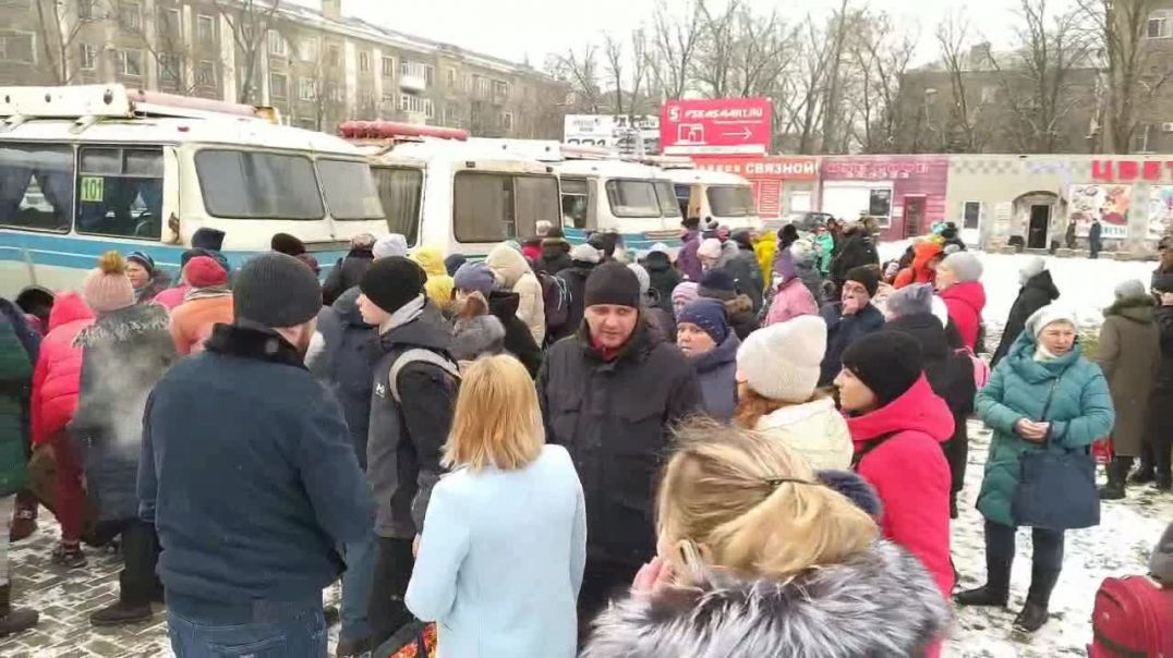 Власти Горловки организуют централизованную эвакуацию женщин, детей и пенсионеров в Россию