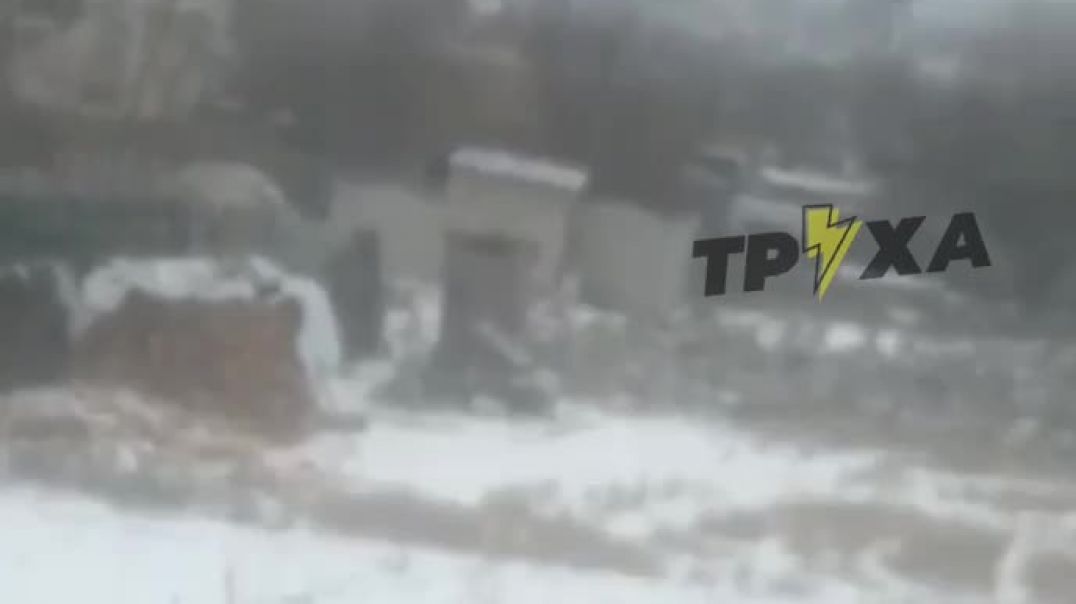 ⁣Падение ракет на склады вооружения ВСУ в городе Балаклея