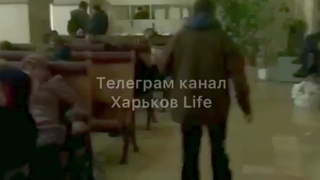 ⁣Вор на вокзале Харькова украл бутылку