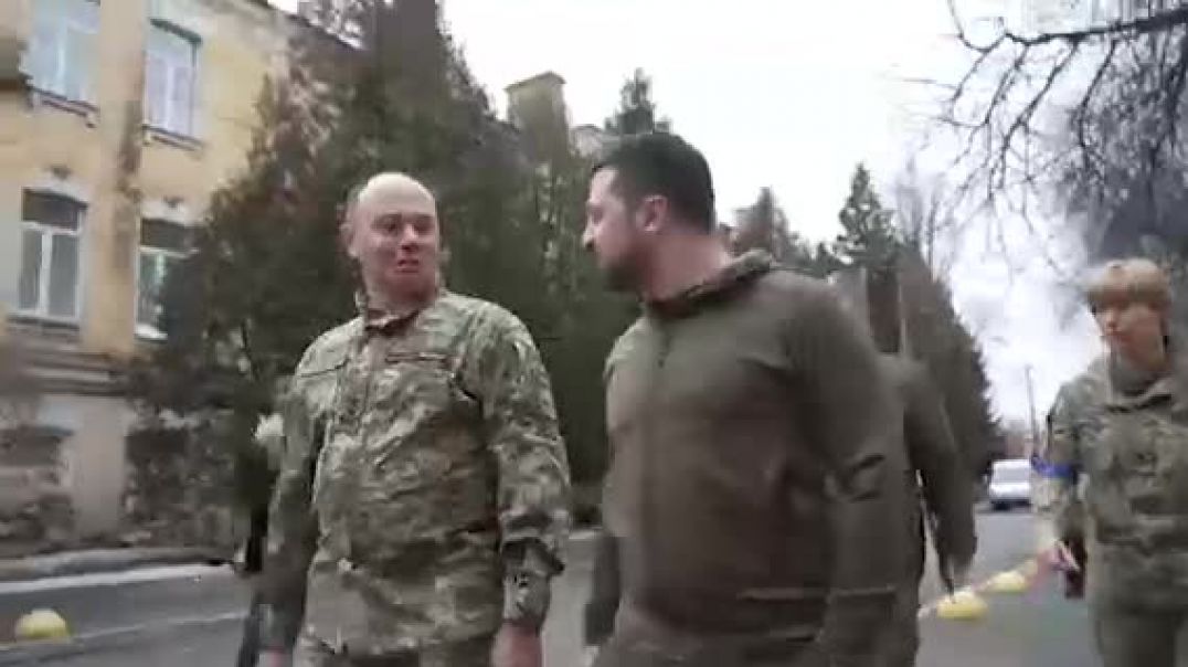 Зеленский навестил раненых украинских солдат в госпитале