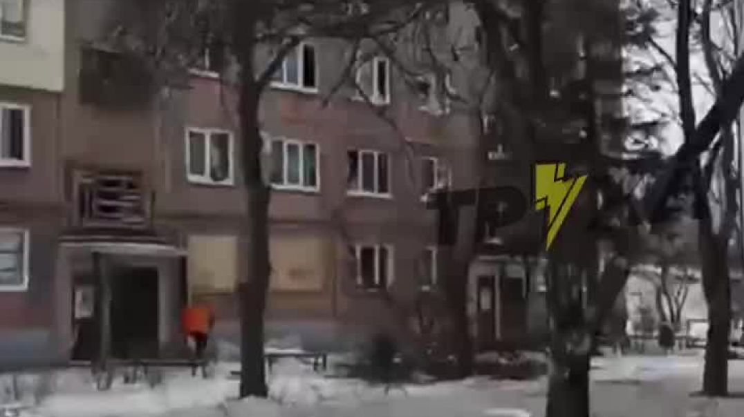 Последствия обстрела на улице Мира в Харькове