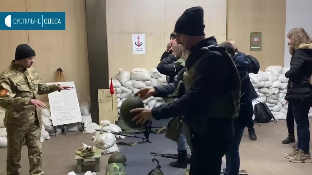 Подготовка львовских ополченцев к участию в теробороне Украины