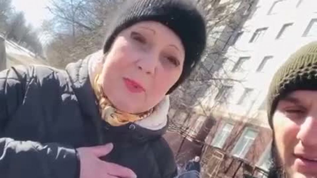 ⁣Видео от Рамзана Кадыров : жительница Алчевска поблагодарила Кадырова и военных 22.03.2022