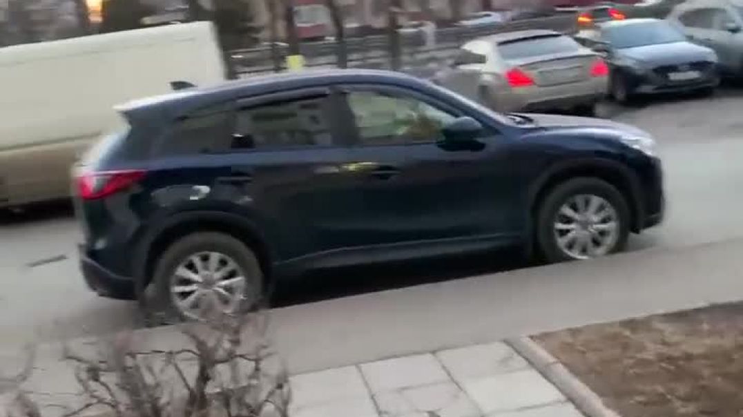 Конфликт в Москве из-за парковочного места во дворе жилого дом