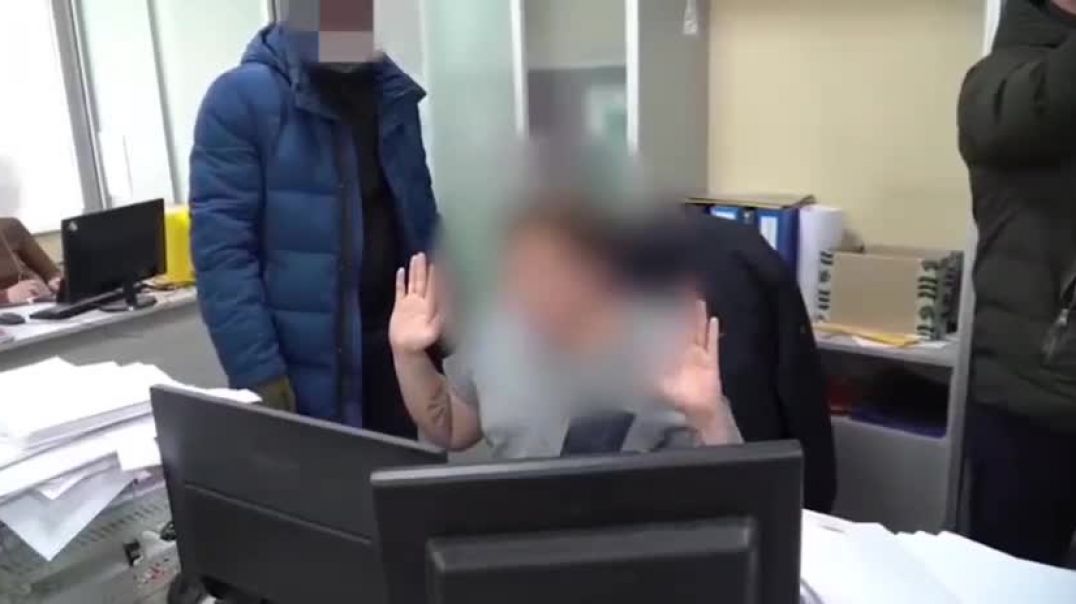 ФСБ задержало в Хабаровске россиянина, который пытался продать закрытые данные для диверсий спецслужбам Украины