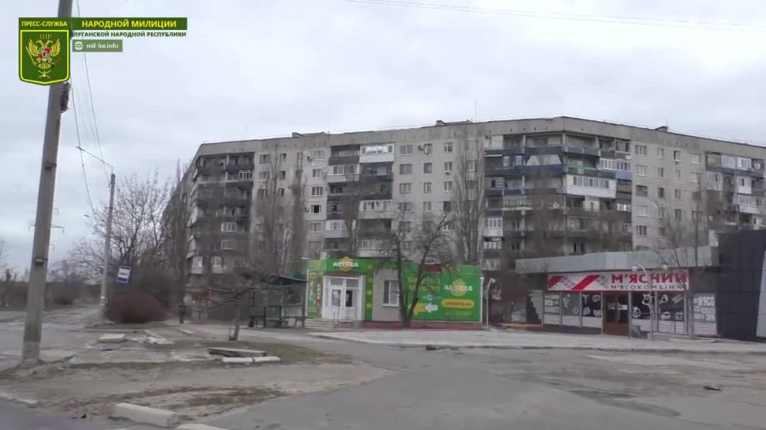 ⁣Кадры последствий боев в Рубежном, город перешел под контроль армии ЛНР 29.03.2022