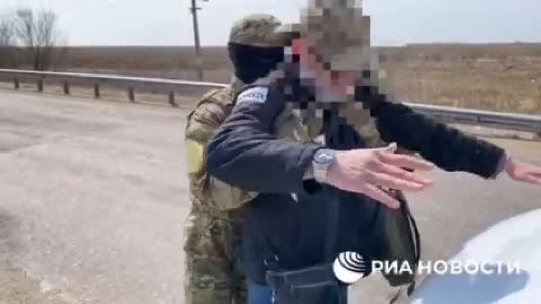 Житель Крыма задержан сотрудниками ФСБ России по подозрению в сотрудничестве с украинскими спецслужбами