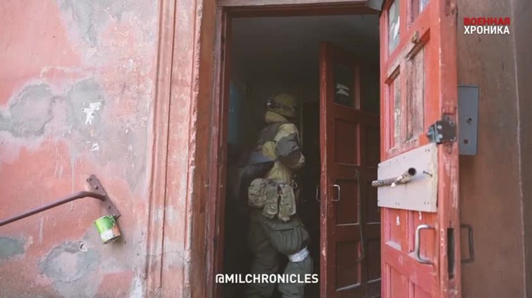Военные ВСУ и нацбаты используют жильё как огневые точки - репортаж военкора Андрея Филатова с Мариуполя