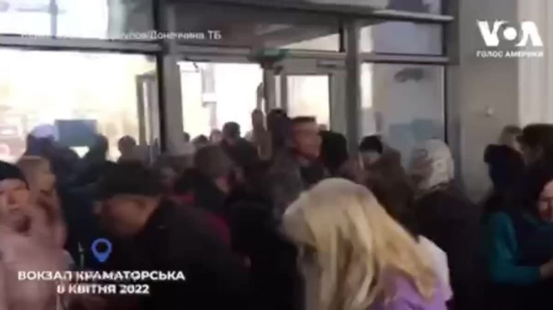 ⁣Первые минуты после взрыва на вокзале в Краматорске 08.04.2022