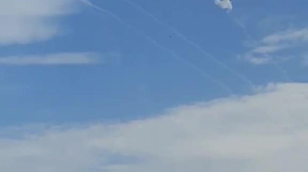 ⁣Работа ПВО в небе над Донецком 11.04.2022