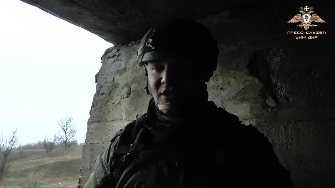 ⁣Военнослужащие ДНР выбивают украинских боевиков с окраин Марьинки 13.04.2022