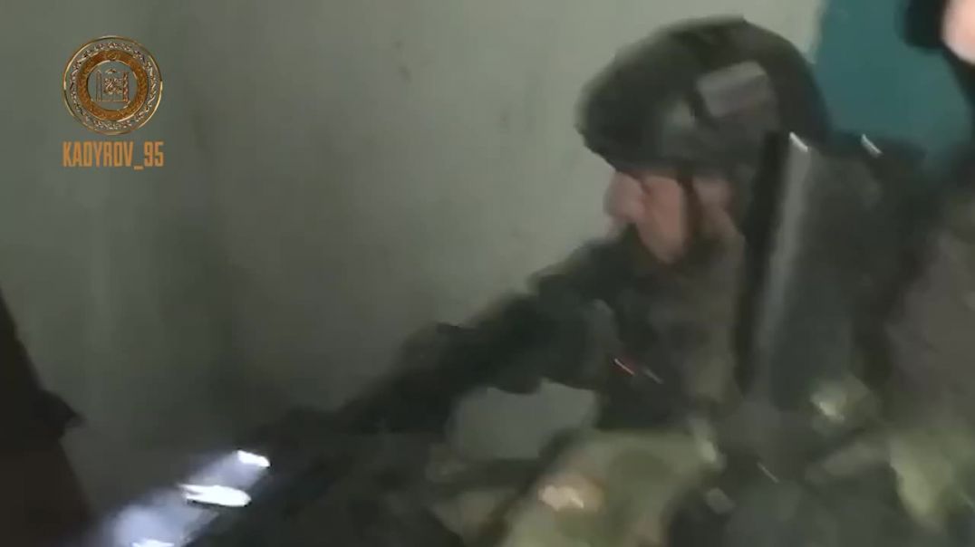 ⁣Видео от Рамзана Кадырова: зачистка Мариуполя чеченскими бойцами 12.04.2022
