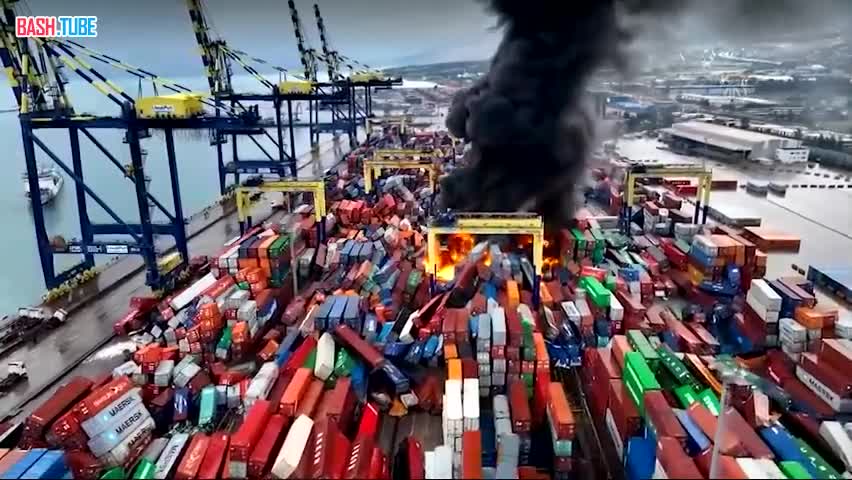  Пожар в турецком порту Искендерун