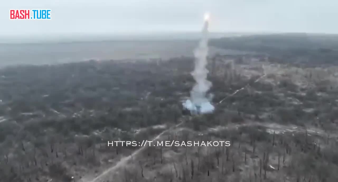 ⁣ Российские военные уничтожили склад боеприпасов ВСУ при помощи установки разминирования