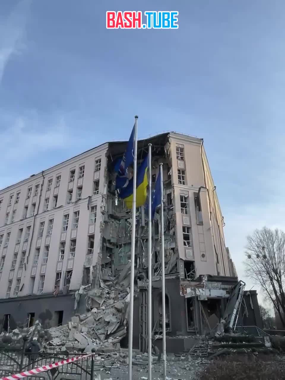  Результат прилета крылатой ракеты в гостиницу в Киеве