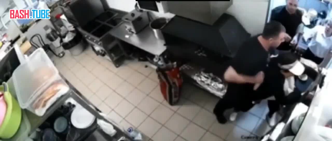  В Химках директор ресторана ударил женщину-повара, а та в ответ зарезала его