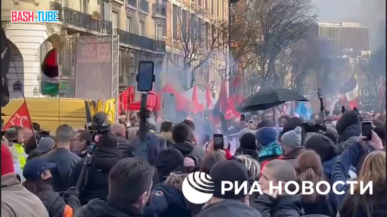  Парижане протестуют против повышения пенсионного возраста