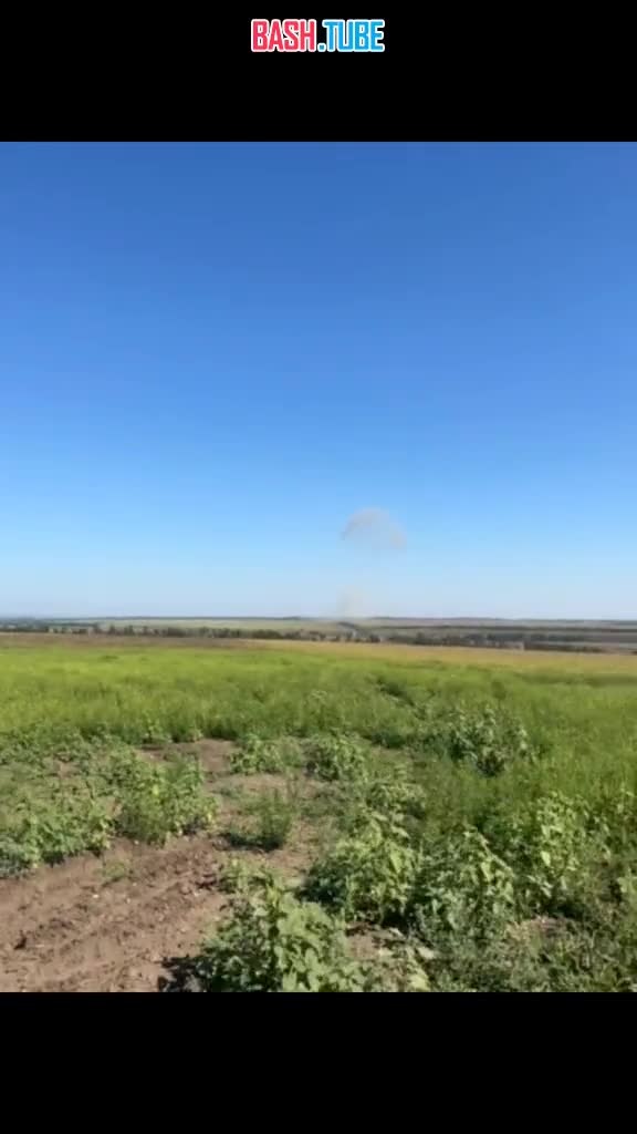 ⁣ Всушник снимает на видео прилеты русских авиабомб ФАБ-500М62 с УМПК по позициям своих «побратимов»