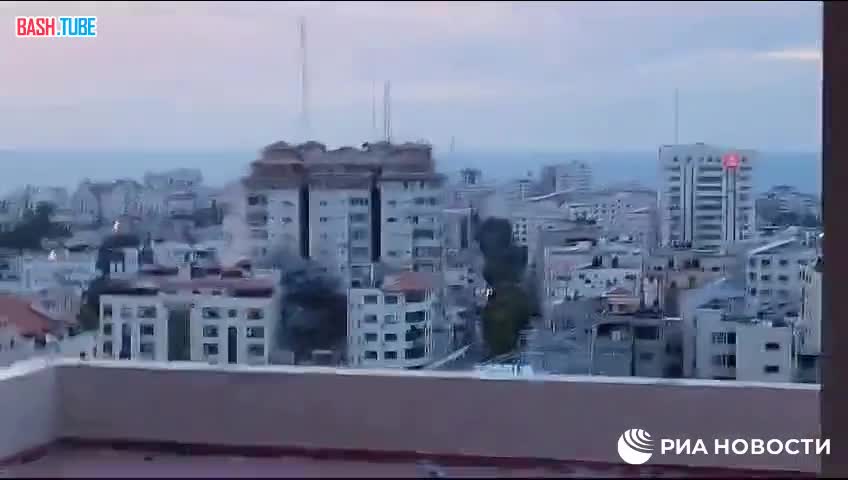  Прилёты израильских бомб, разрушившие башни в Палестине, попали на кадры СМИ