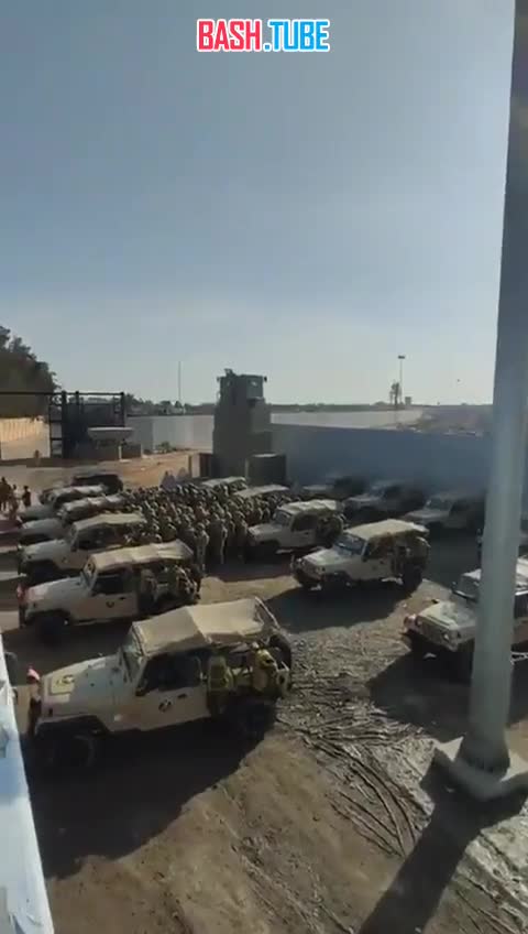  Египетские военные размещаются на КПП «Рафах» на границе с секторам Газа