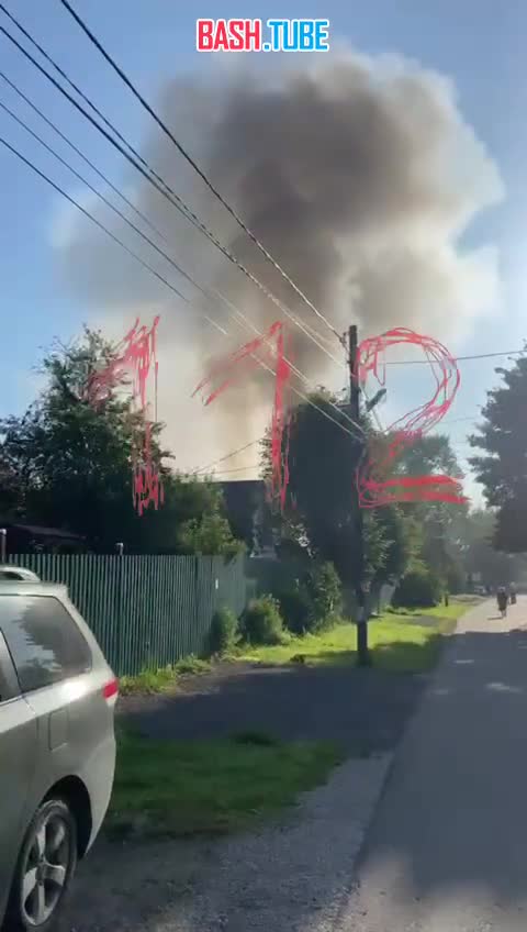  Один из беспилотников рухнул на гараж в деревне Кривошеино в Новой Москве