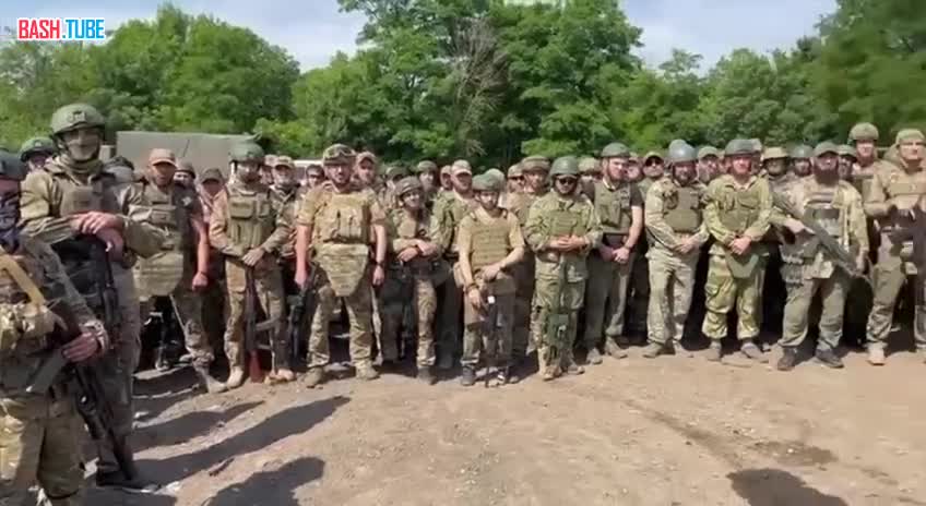 ⁣ Кадыров сообщил, что подразделения «Ахмата» вчера подошли к Ростову-на-Дону, но до открытой конфронтации не дошло