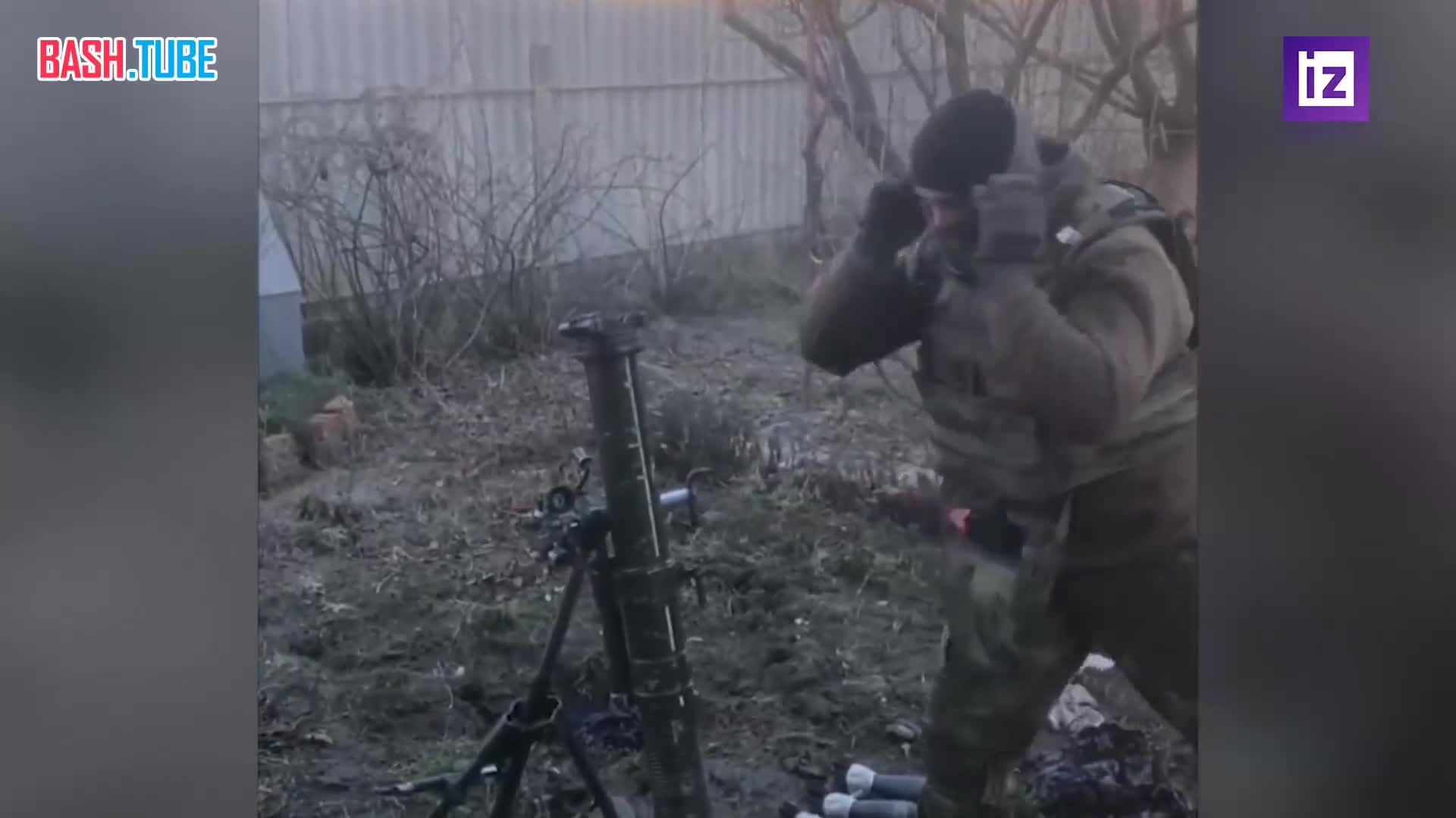 Расчеты 82-мм миномета наносят точные удары по позициям украинских боевиков на Запорожском направлении