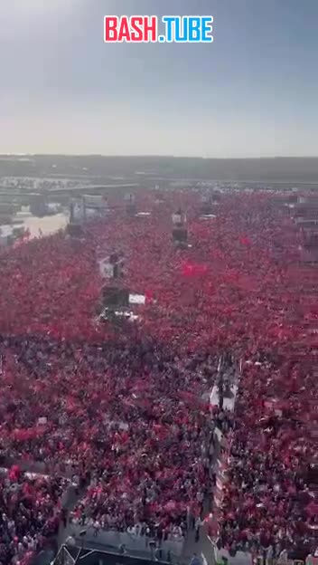 ⁣ На территории аэропорта им. Ататюрка в Стамбуле начинается митинг солидарности с Палестиной, объявленный вчера Эрдоганом