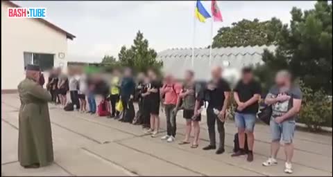 В Одесской области поймали уклонистов, заставили слушать проповедь под гимн Украины и отправили на фронт