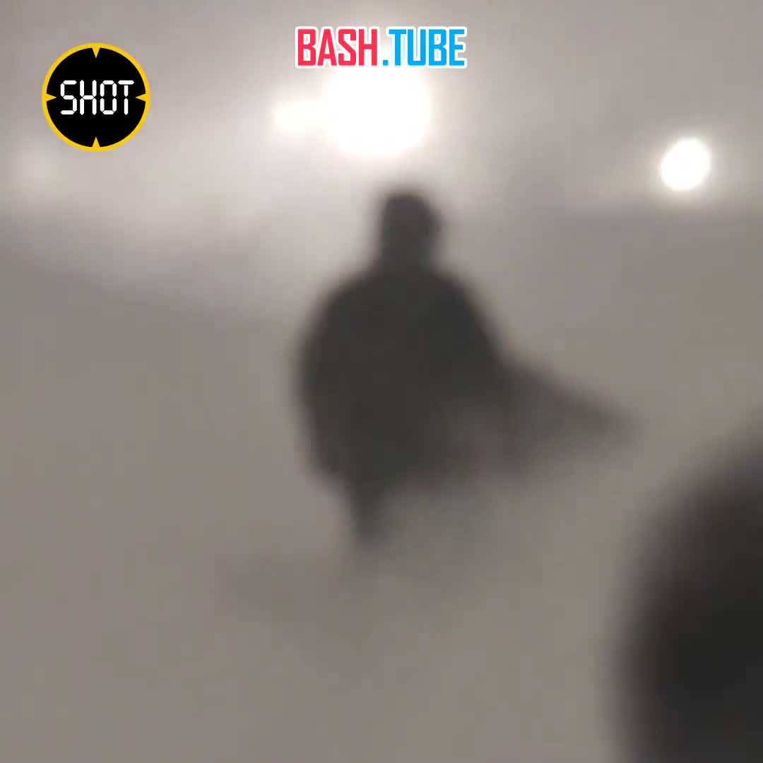 ⁣ Снежно-апокалиптичные кадры из Норильска