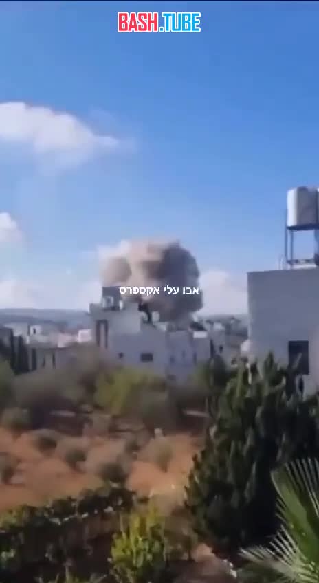  Ракеты из сектора Газа также упали на деревню Харас в районе Хеврона
