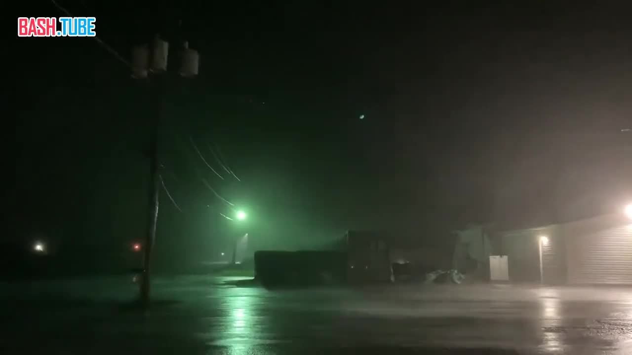  Более 150 тысяч человек остались без света в Канаде из-за урагана «Ли»