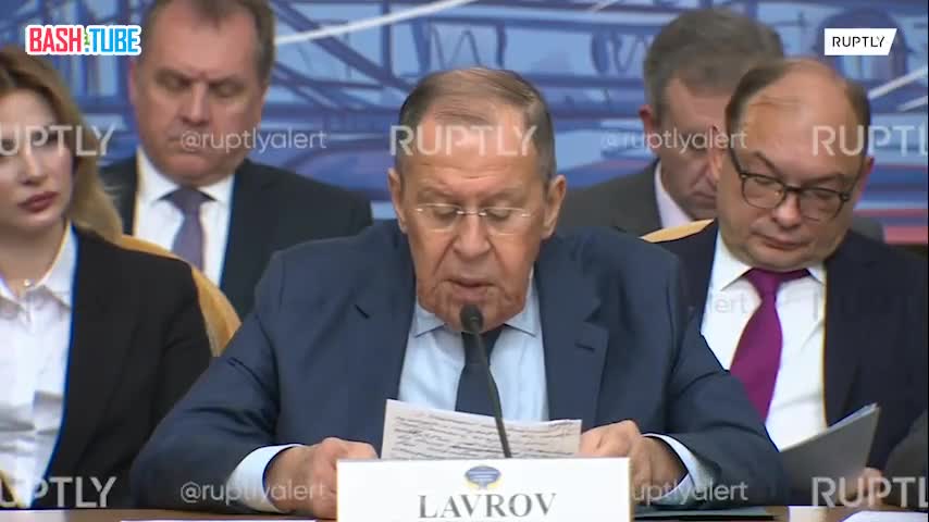  «Вашингтон разоряет своих европейских вассалов», - Лавров рассказал, кому вредят санкции, введенные против России