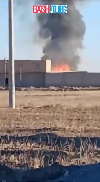  Грузовики шиитских ополченцев были разбомблены с воздуха в районе Дейр-эз-Зора