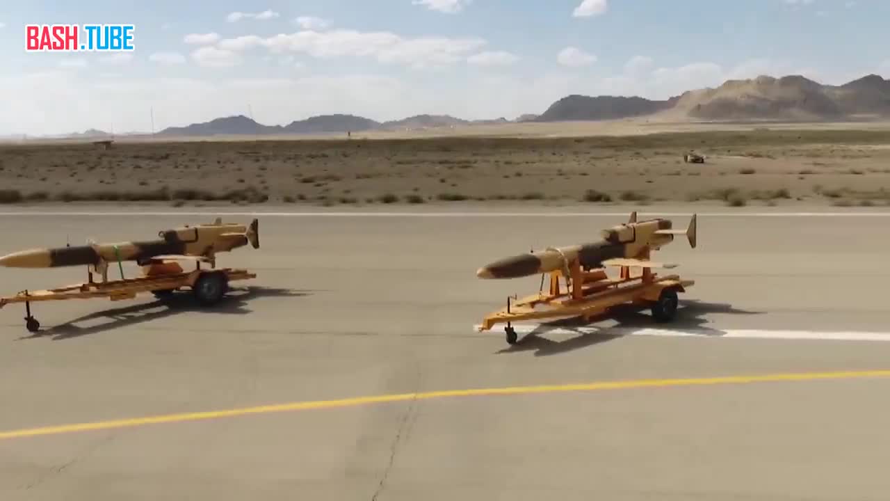 ⁣ Иран демонстрирует тестовые полёты разведывательно-ударных БПЛА Karrar