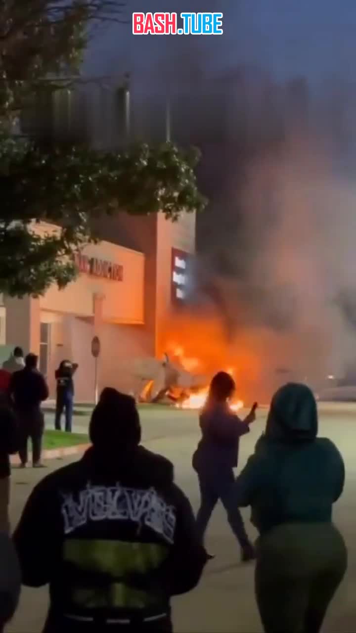 ⁣ Самолет разбился в городе Плано, штат Техас