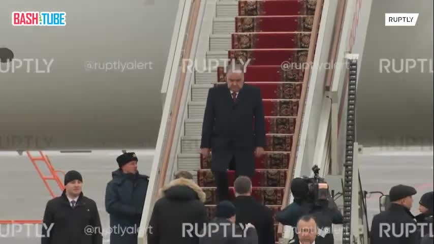 ⁣ Президент Таджикистана Рахмон прибыл в Москву для переговоров с Путиным