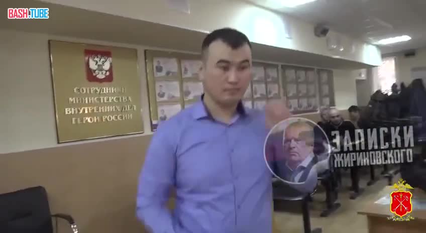 ⁣ В Санкт-Петербурге 15 мигрантам, вступившим в российское гражданство, вручили повестки в военкомат