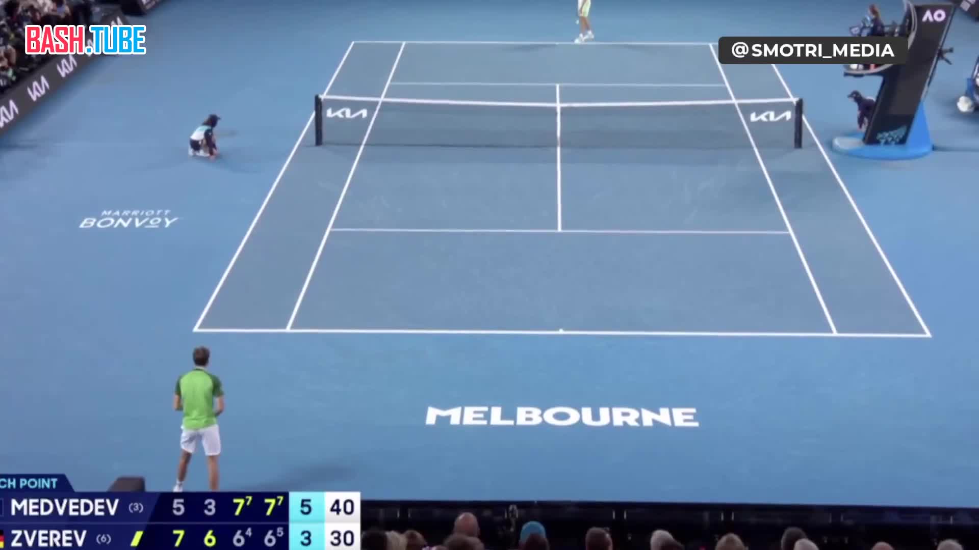 ⁣ Российский теннисист Медведев в 3 раз вышел в финал Australian open благодаря победе над Александром Зверевым из Германии