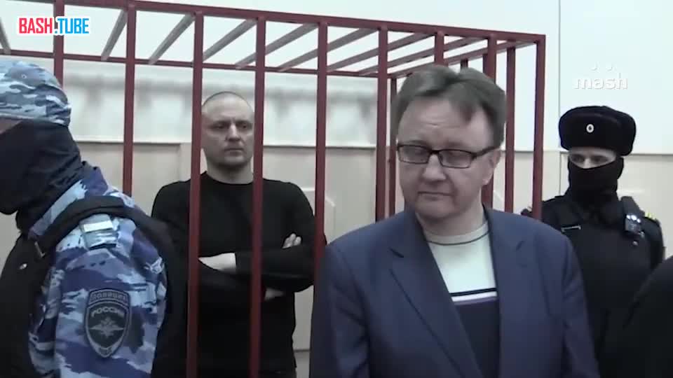 ⁣ Сергея Удальцова, которому грозит до семи лет, арестовали на один месяц по делу об оправдании терроризма