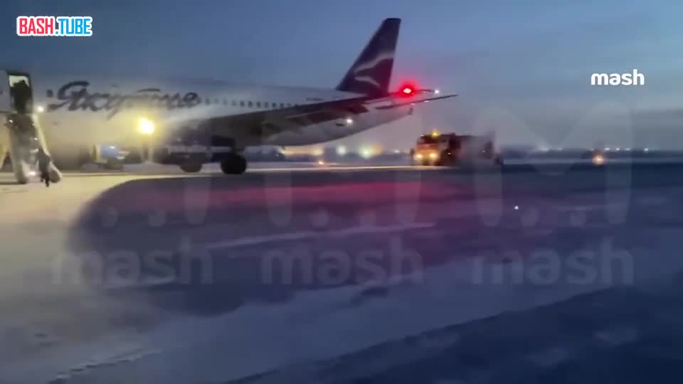  Датчик пожара сработал в багажном отделении Sukhoi Superjet 100, который летел из Харбина в Якутск