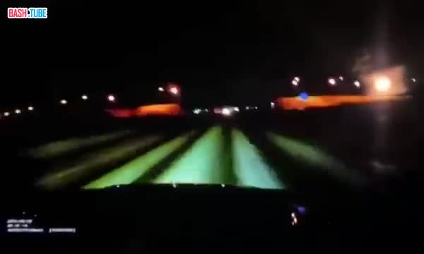  В Свердловской области водитель на большой скорости насмерть сбил мужчину, переходившего дорогу в темноте на четвереньках