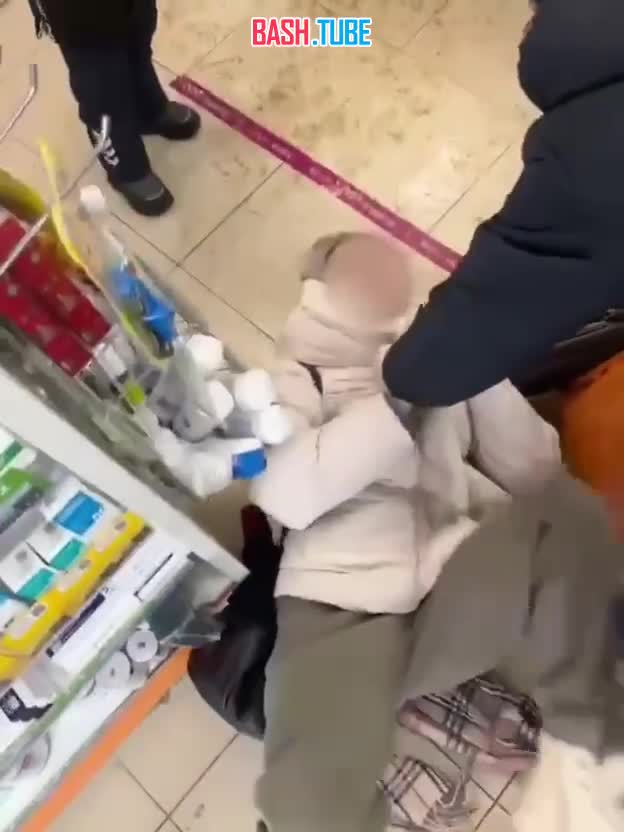 ⁣ В волгоградской аптеке из-за таблеток подрались две женщины