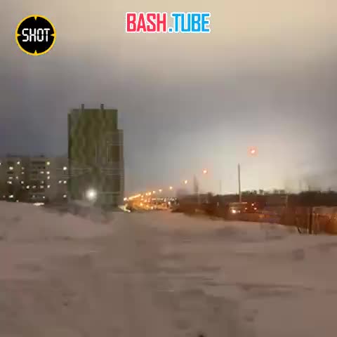 ⁣ Взрыв траснформатора стал причиной необычной вспышки в небе над Челябинском